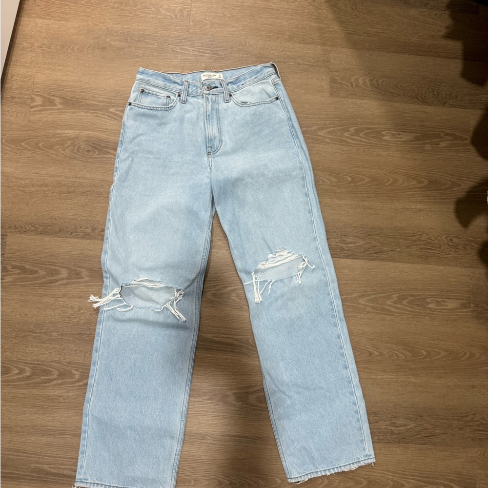 NEW ABERCROMBIE AND FITCH jeans size 4 - Picture 3 of 14